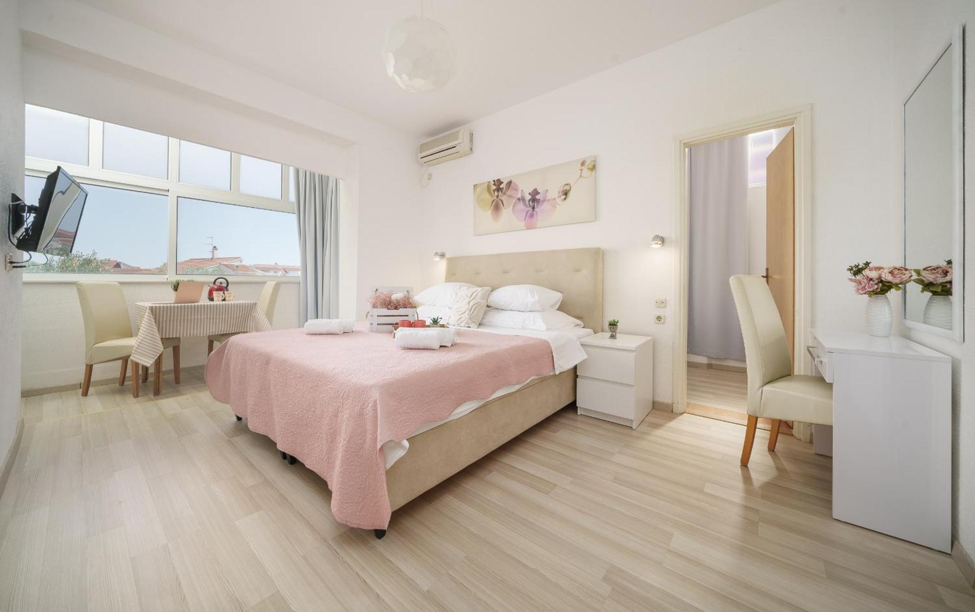 Rooms Orion Vodice Eksteriør billede